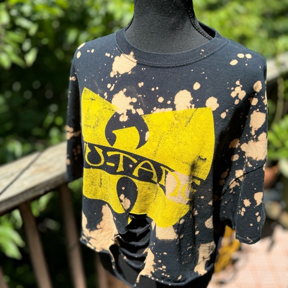 Vintage Wutang Acid Wash Crop Top - Picture 3 of 5